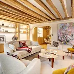 Luxury Terrace Flat Champs-Elysees