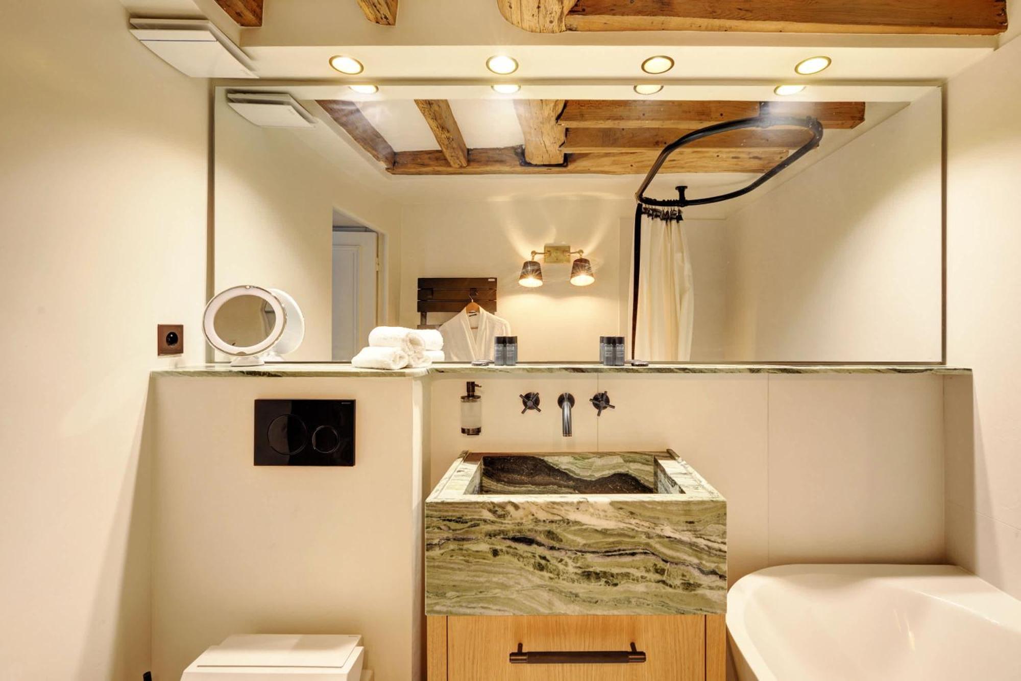 Luxury Terrace Flat Champs-elysees